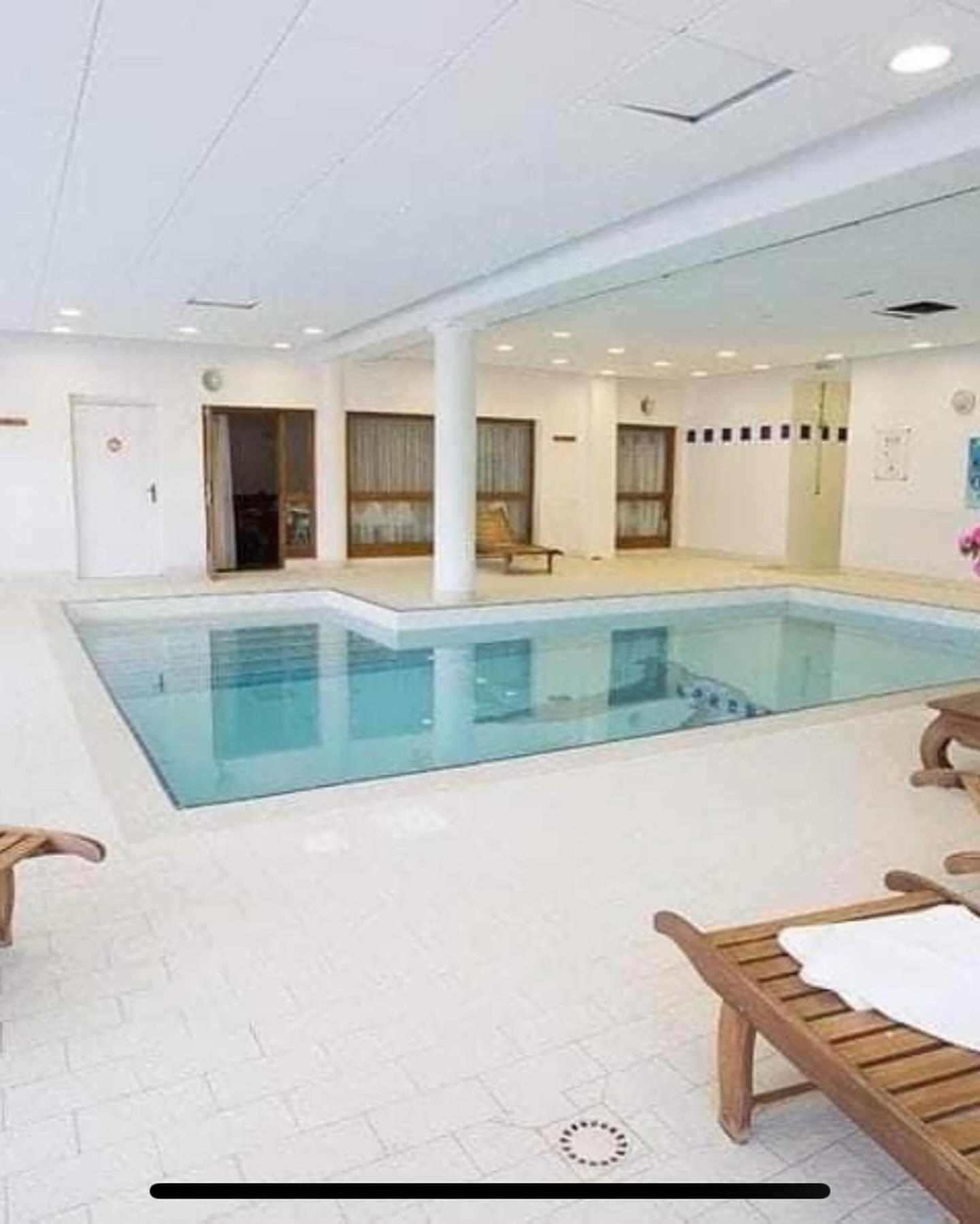 Appartement 4 Personnes Avec Piscine Interieure Puy-Saint-Vincent Exterior photo
